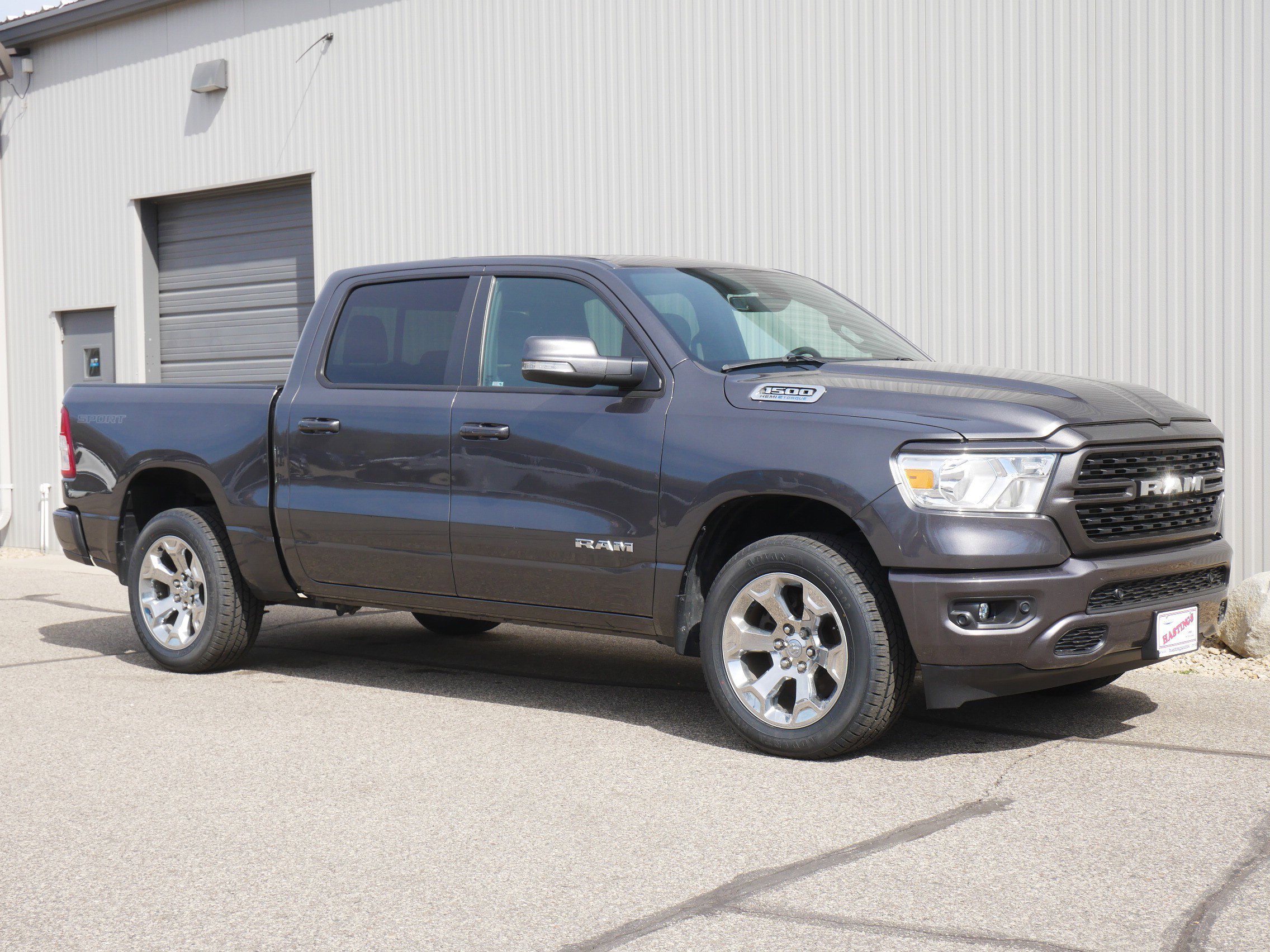 Certified Used 2022 Granite Crystal Metallic Clearcoat Ram Big Horn image 7