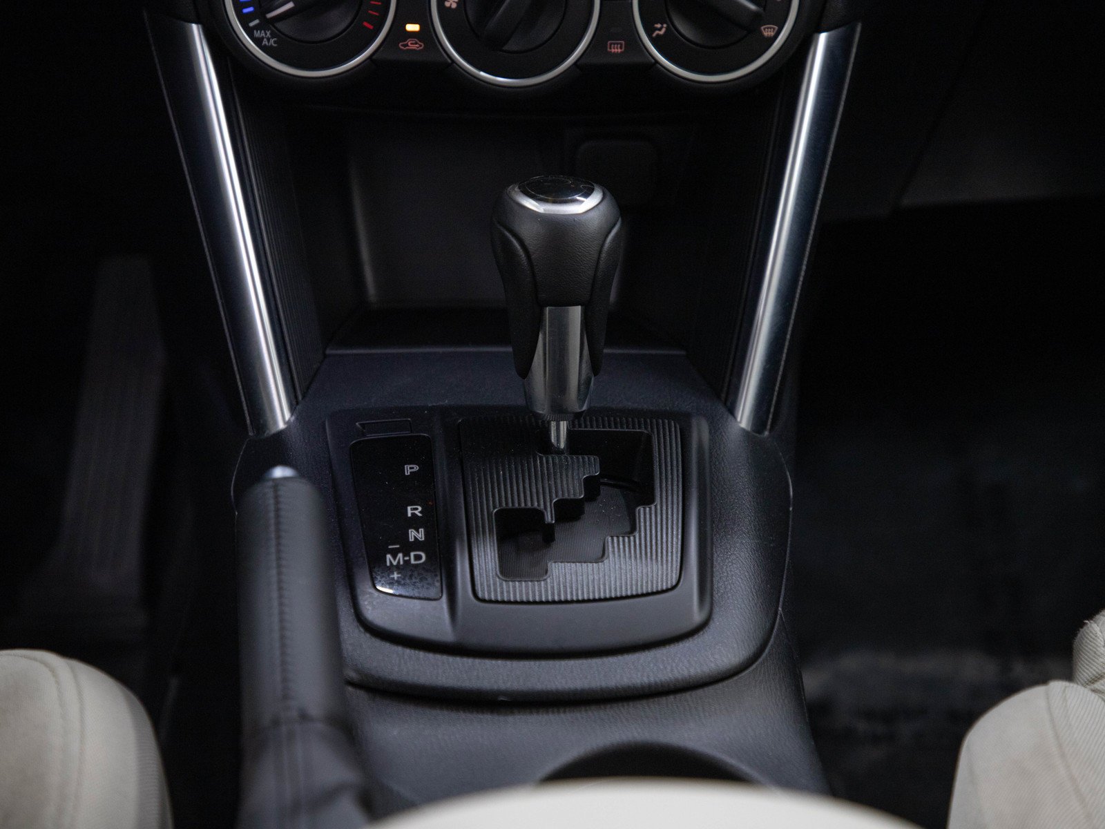 Used 2014 Stormy Blue Mica Mazda Touring image 18