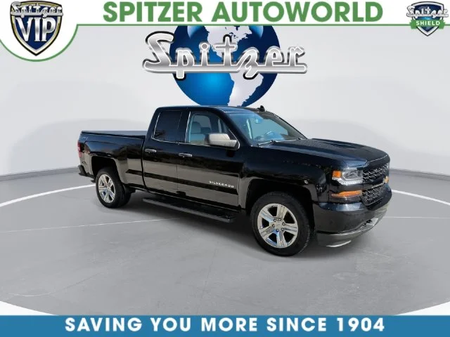 Used 2018 Black Chevrolet Custom image 3