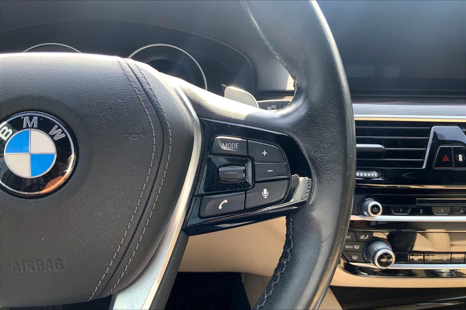 Used 2019 Mineral White Metallic BMW 530i image 24