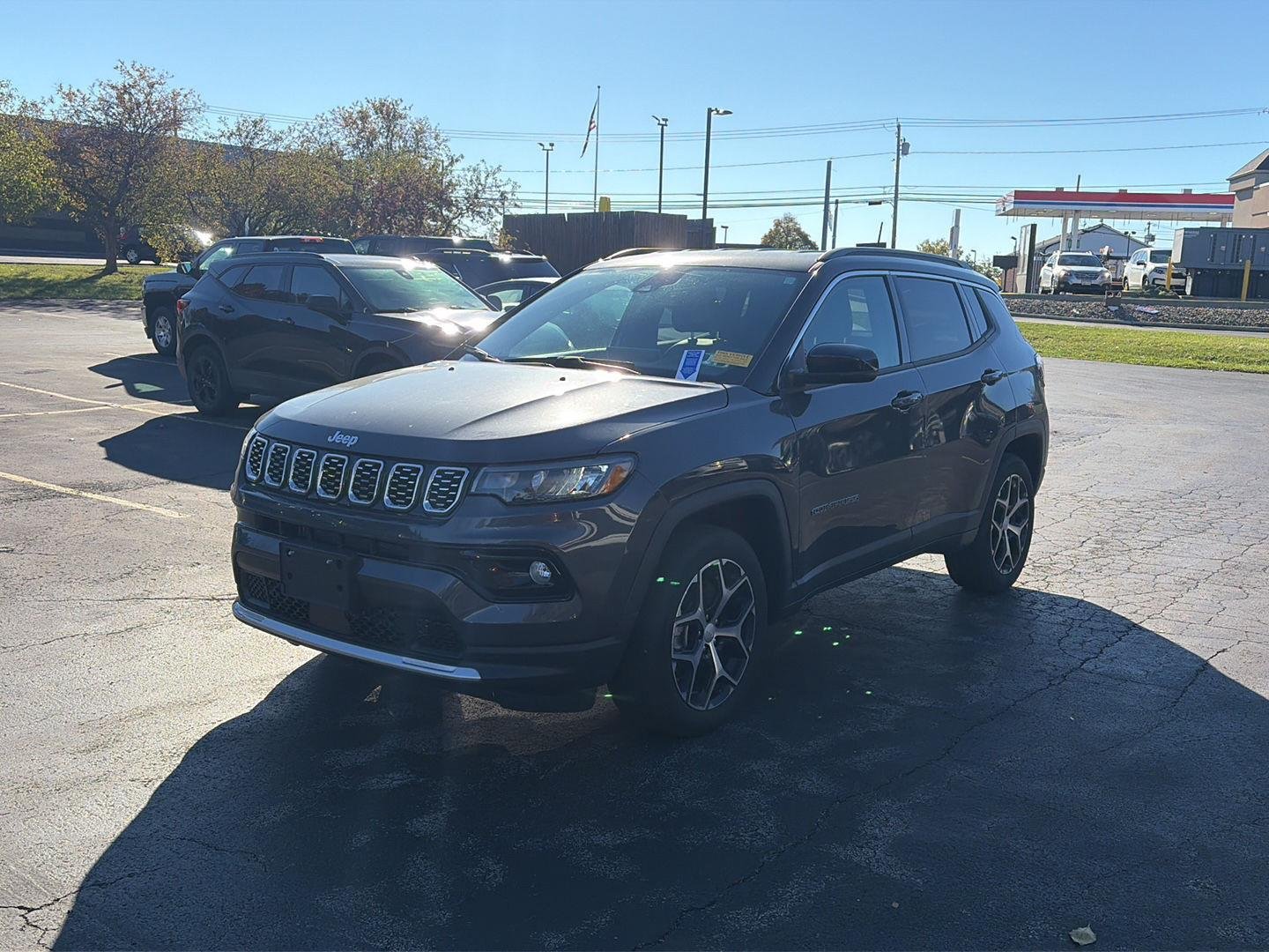 Used 2024 Baltic Gray Metallic Clearcoat Jeep Limited image 3