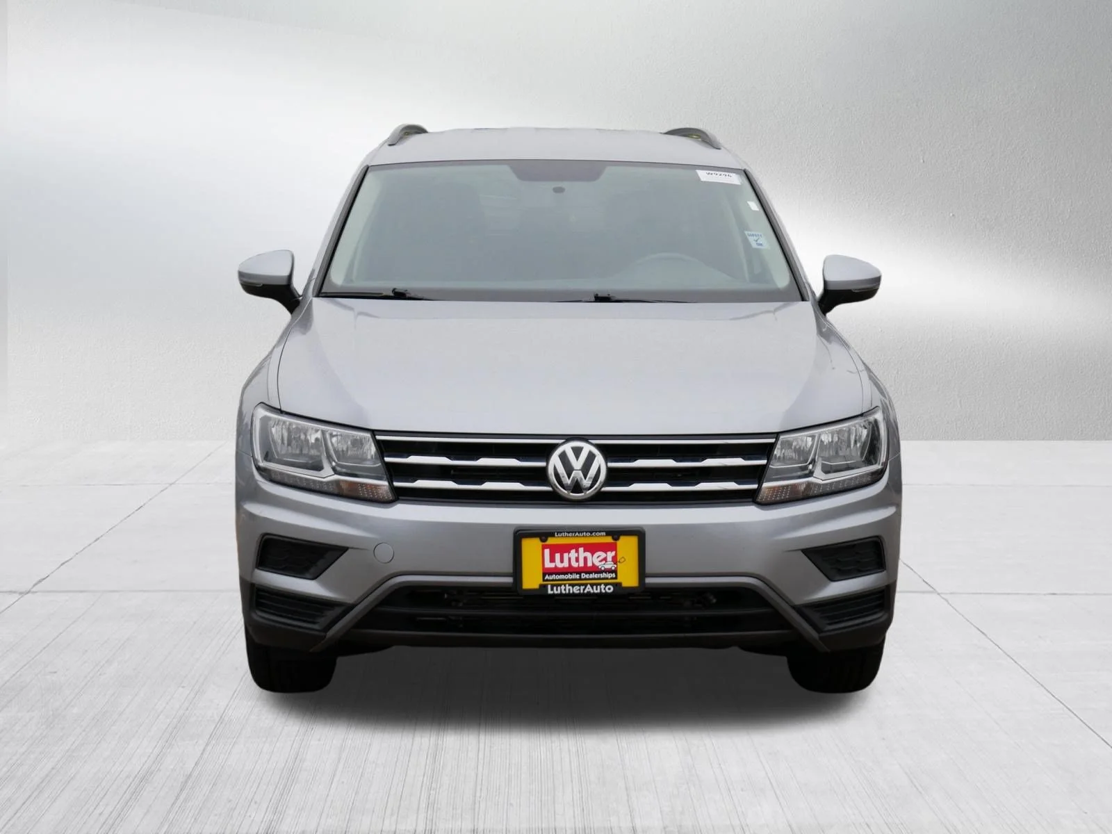Used 2020 Volkswagen Tiguan S with VIN 3VV0B7AX7LM157817 for sale in Brooklyn Center, Minnesota