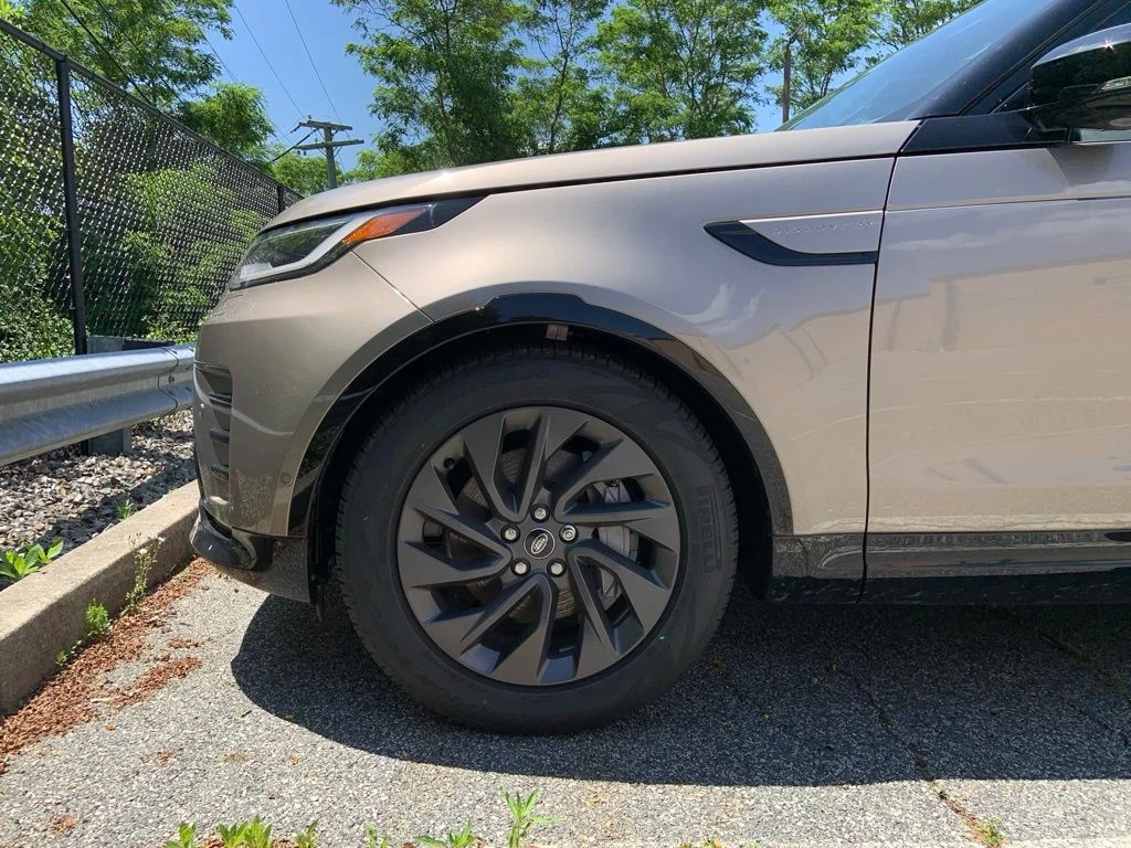 2024 Land Rover Discovery Dynamic SE - Photo 8