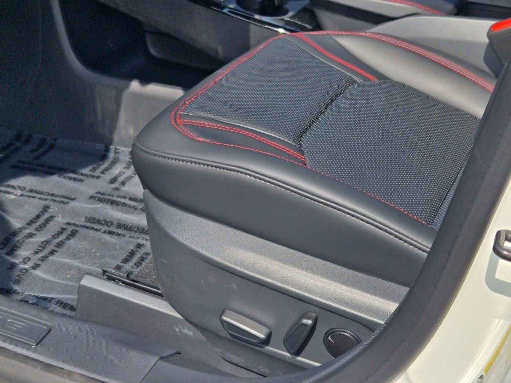 2025 Ford Mustang Mach-E Premium - Photo 25