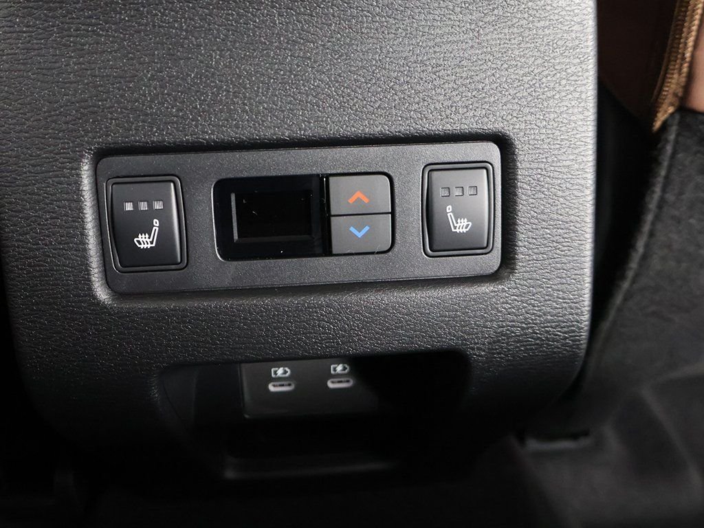 New 2025 Gray Mitsubishi SEL image 55