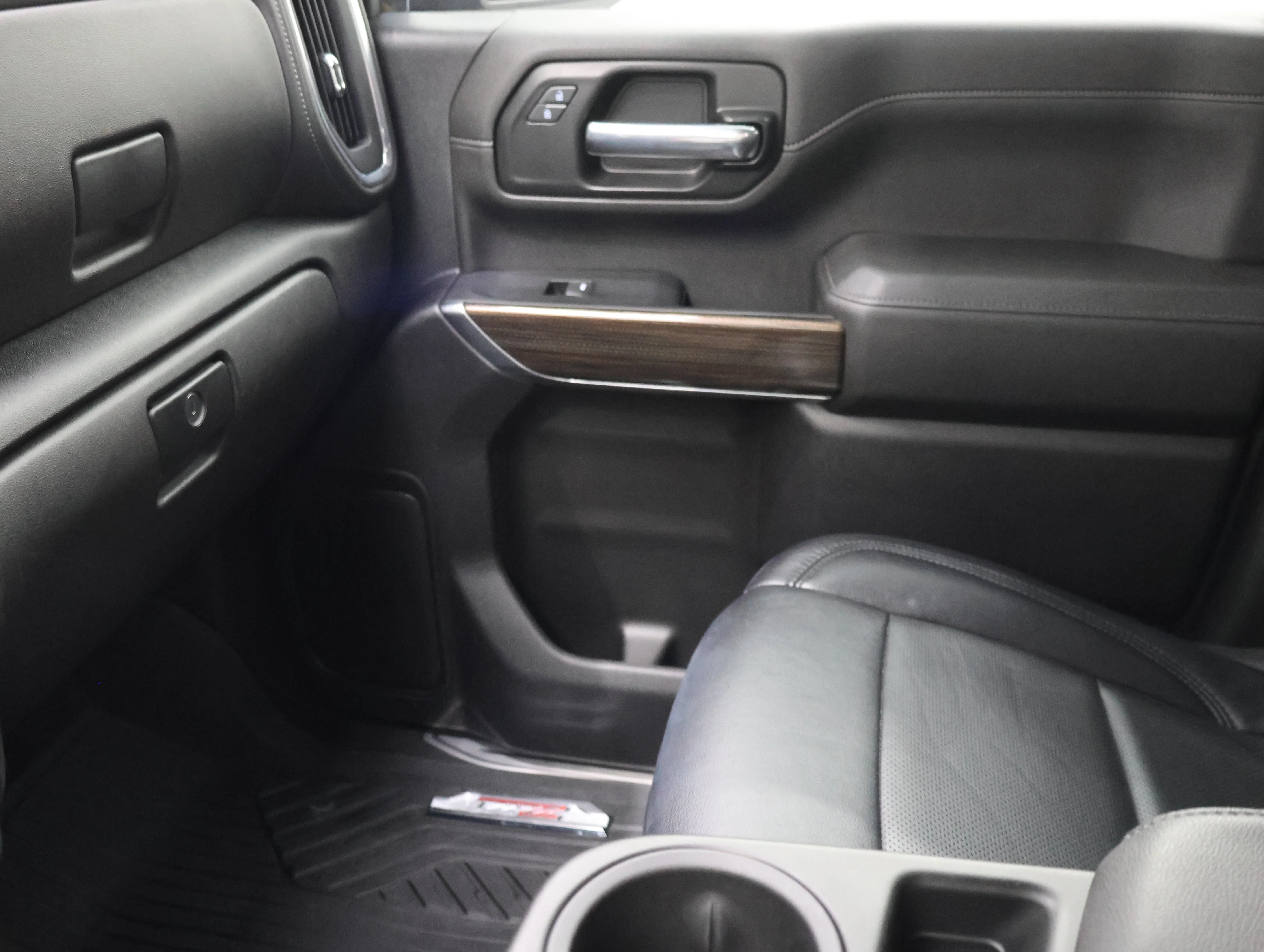 Used 2023 Black Chevrolet LT image 13