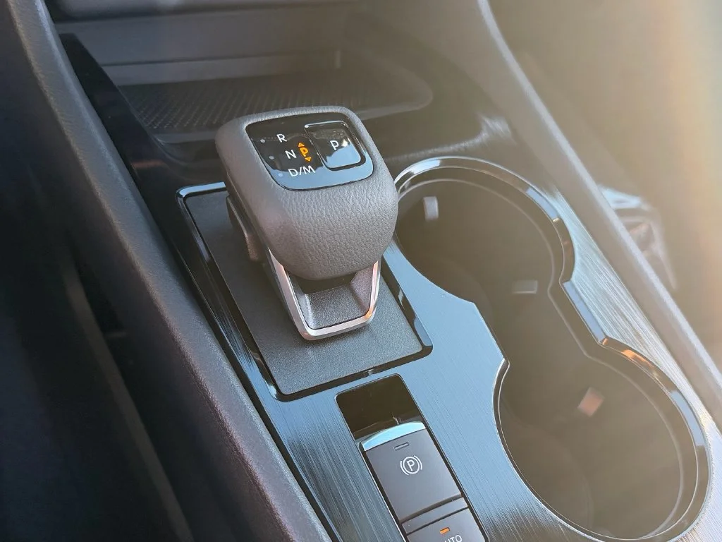 New 2027 Gray Nissan SV image 15