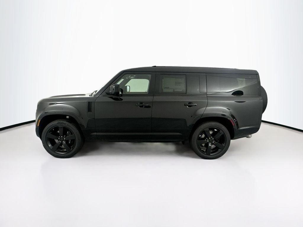 New 2026 Santorini Black Land Rover V8 image 8