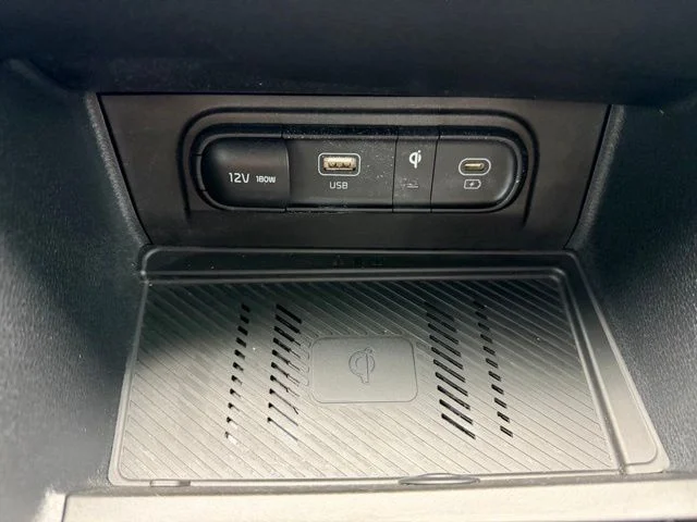 Used 2024 Red Kia X-Pro image 21