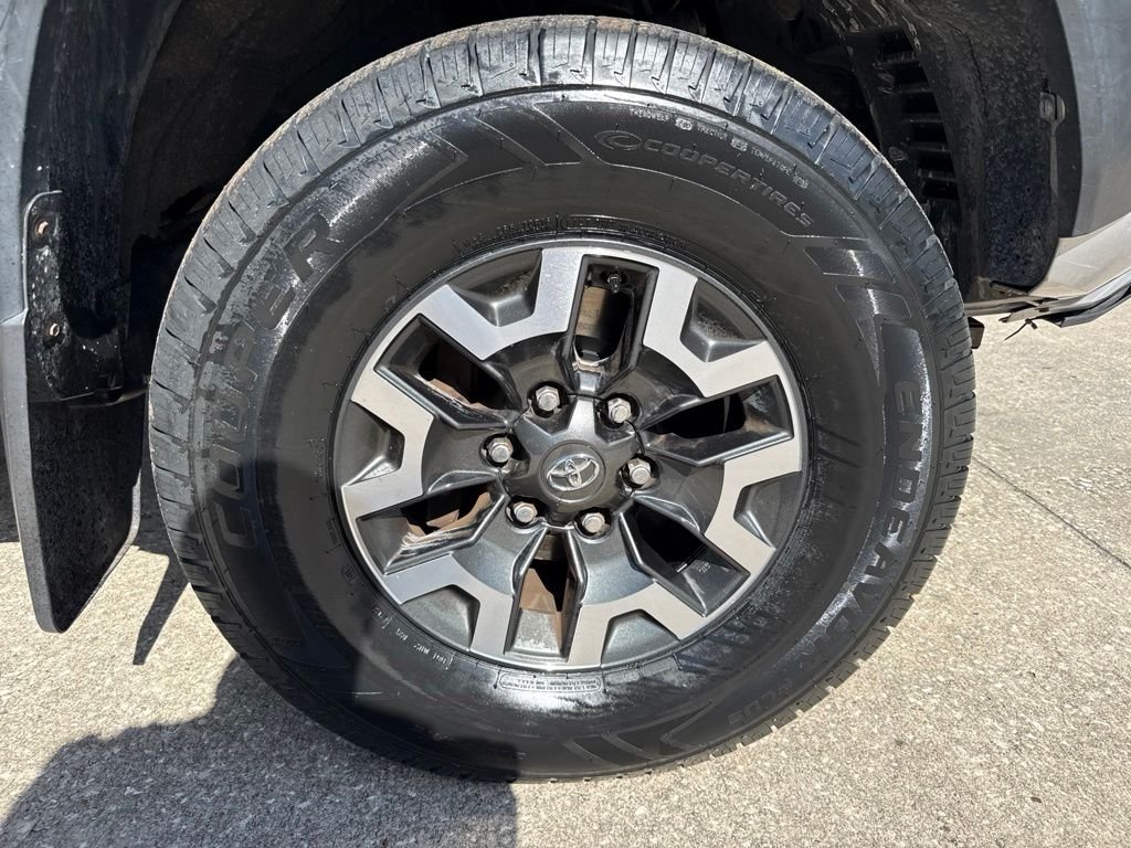 Used 2017 Silver Toyota TRD Off-Road image 38