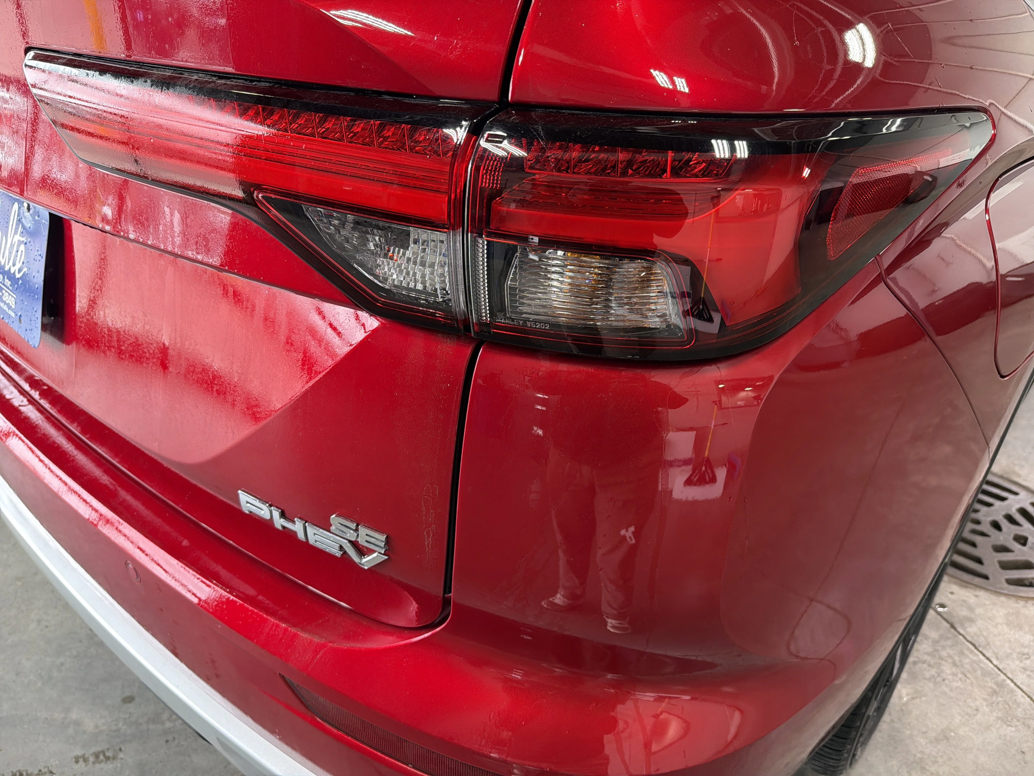 Used 2025 Red Diamond Mitsubishi SE image 11