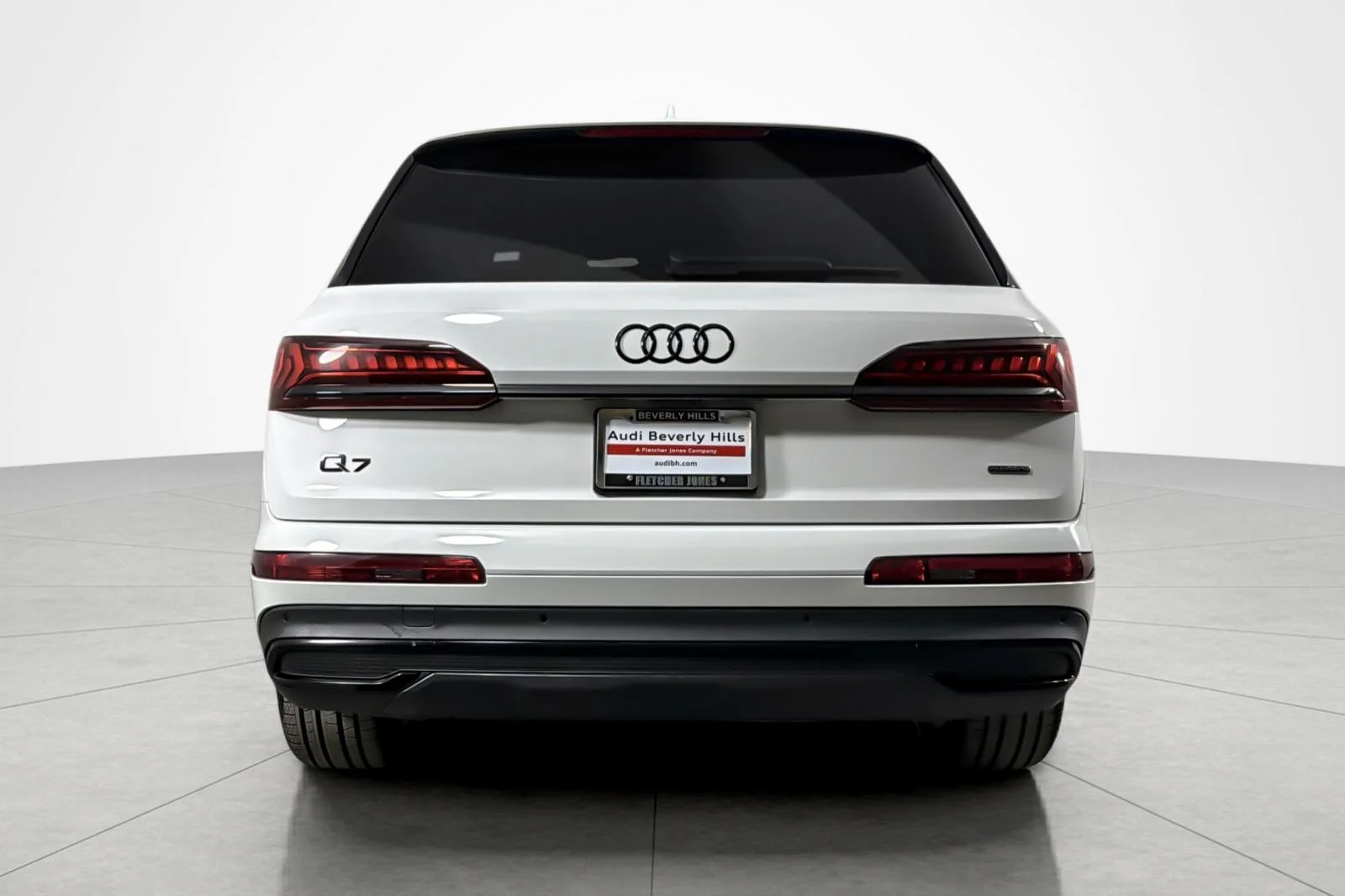 Used 2023 Carrara White Audi Premium Plus 45 TFSI quattro image 4