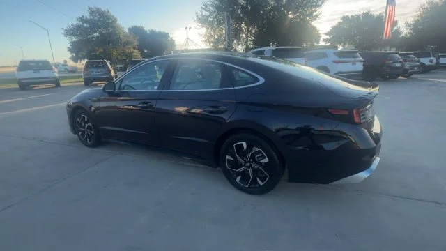 2025 Hyundai Sonata SEL - Photo 6