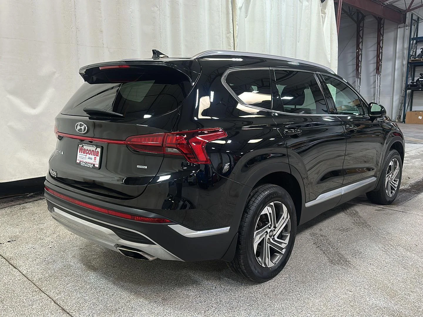 Used 2022 Twilight Black Hyundai SEL image 5