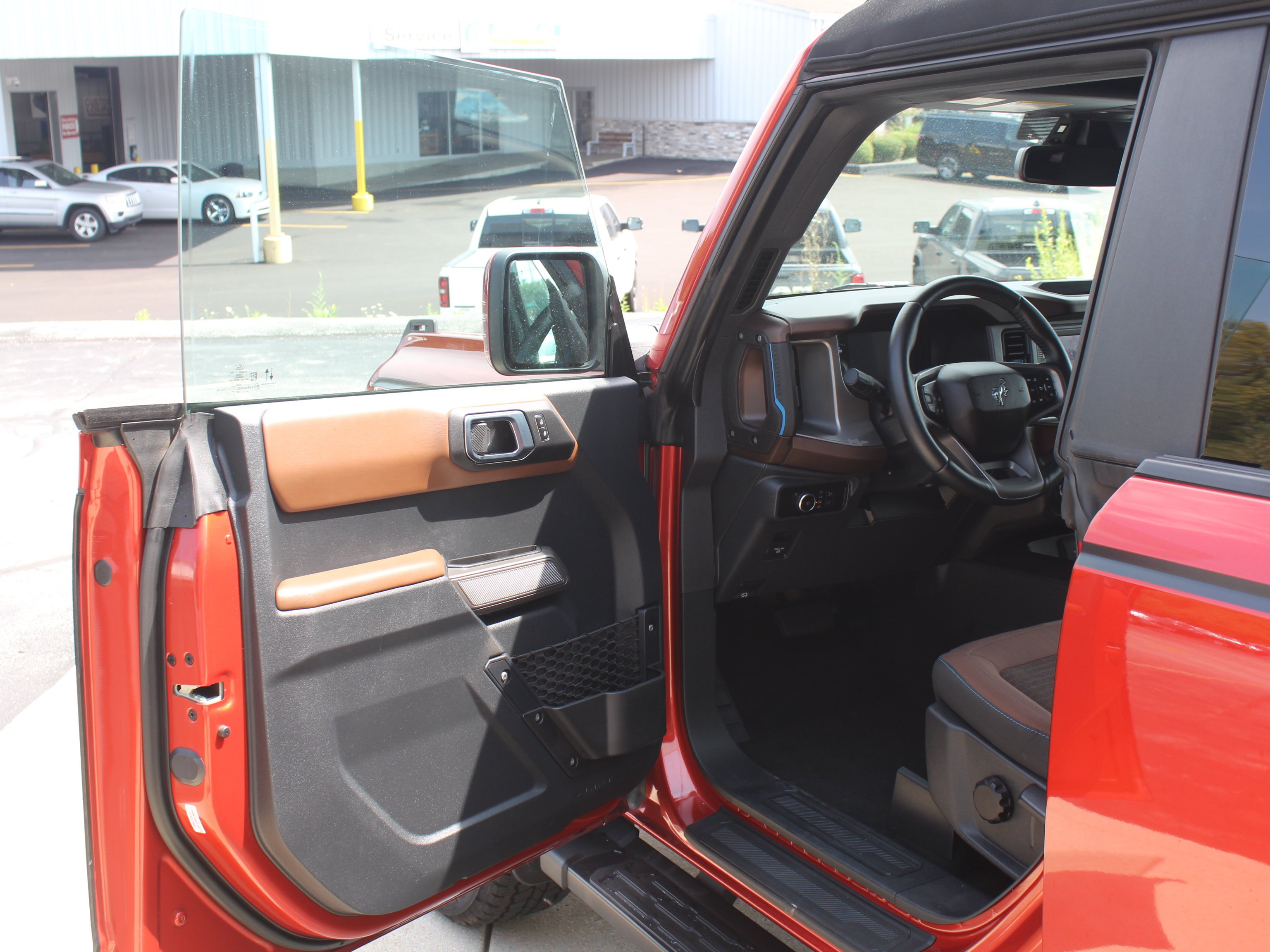 2023 Ford Bronco 4-Door Outer Banks - Photo 12