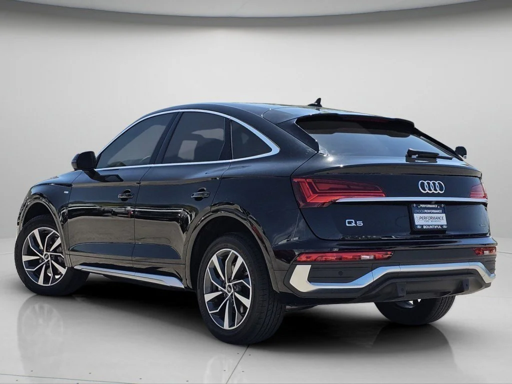 Used 2022 Black Metallic Audi 45 S line Premium image 23