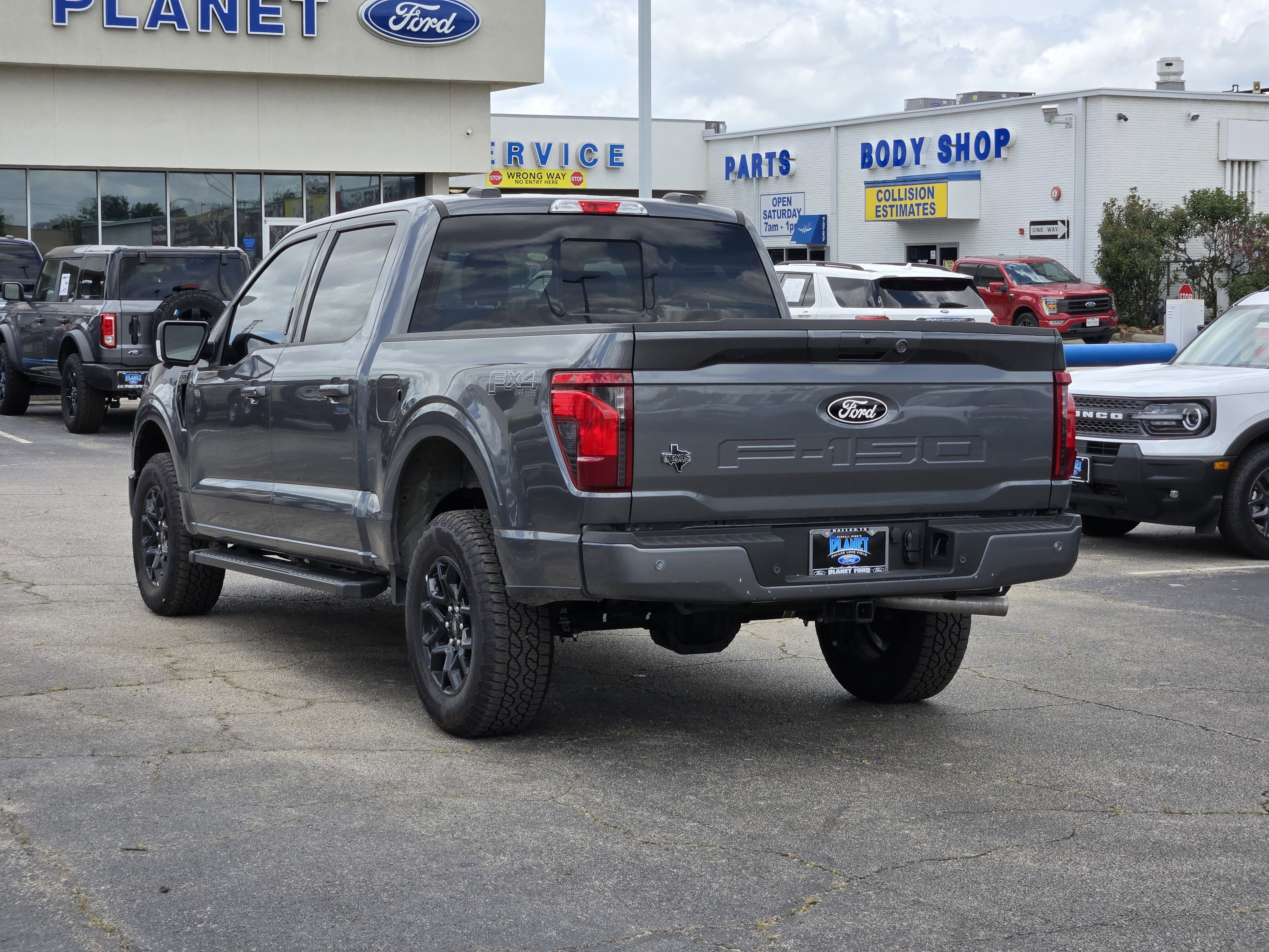 New 2026 Carbonized Gray Metallic Ford XLT image 3