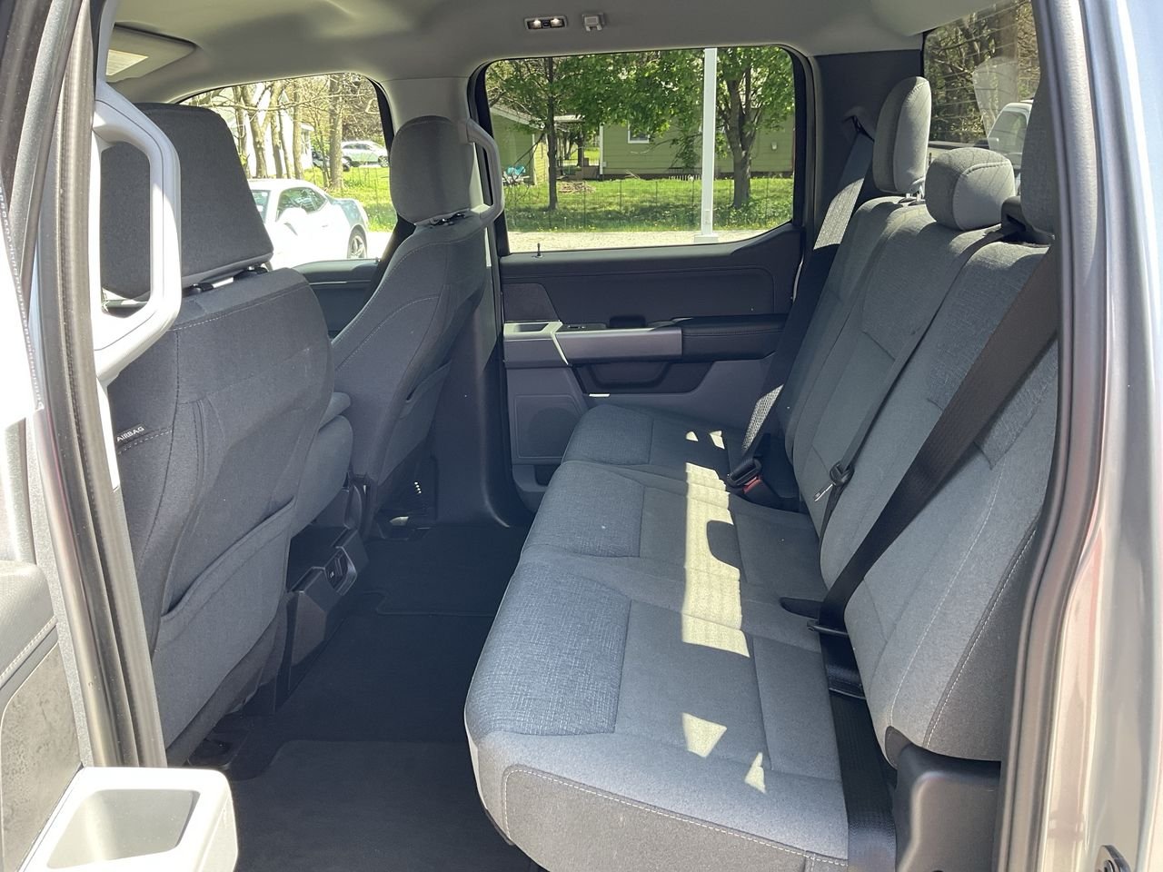 Used 2025 SILVER Ford Xlt image 21
