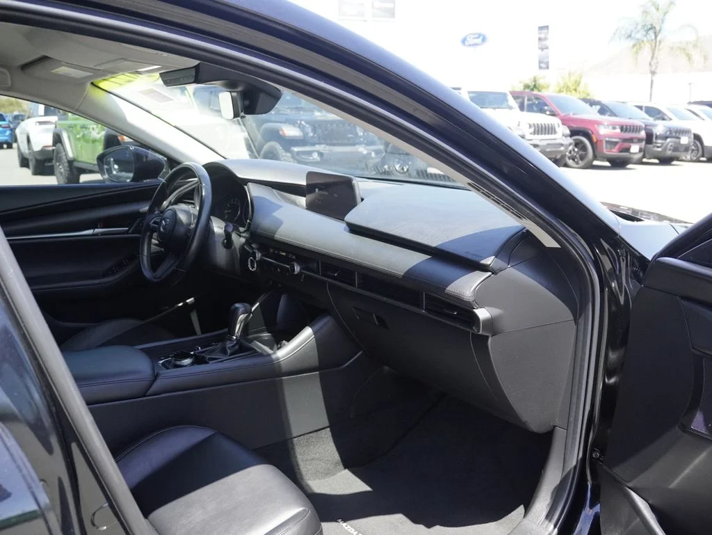 Certified Used 2021 Black Mazda Select image 29