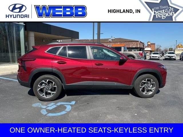 Used 2025 Red Chevrolet LT image 19
