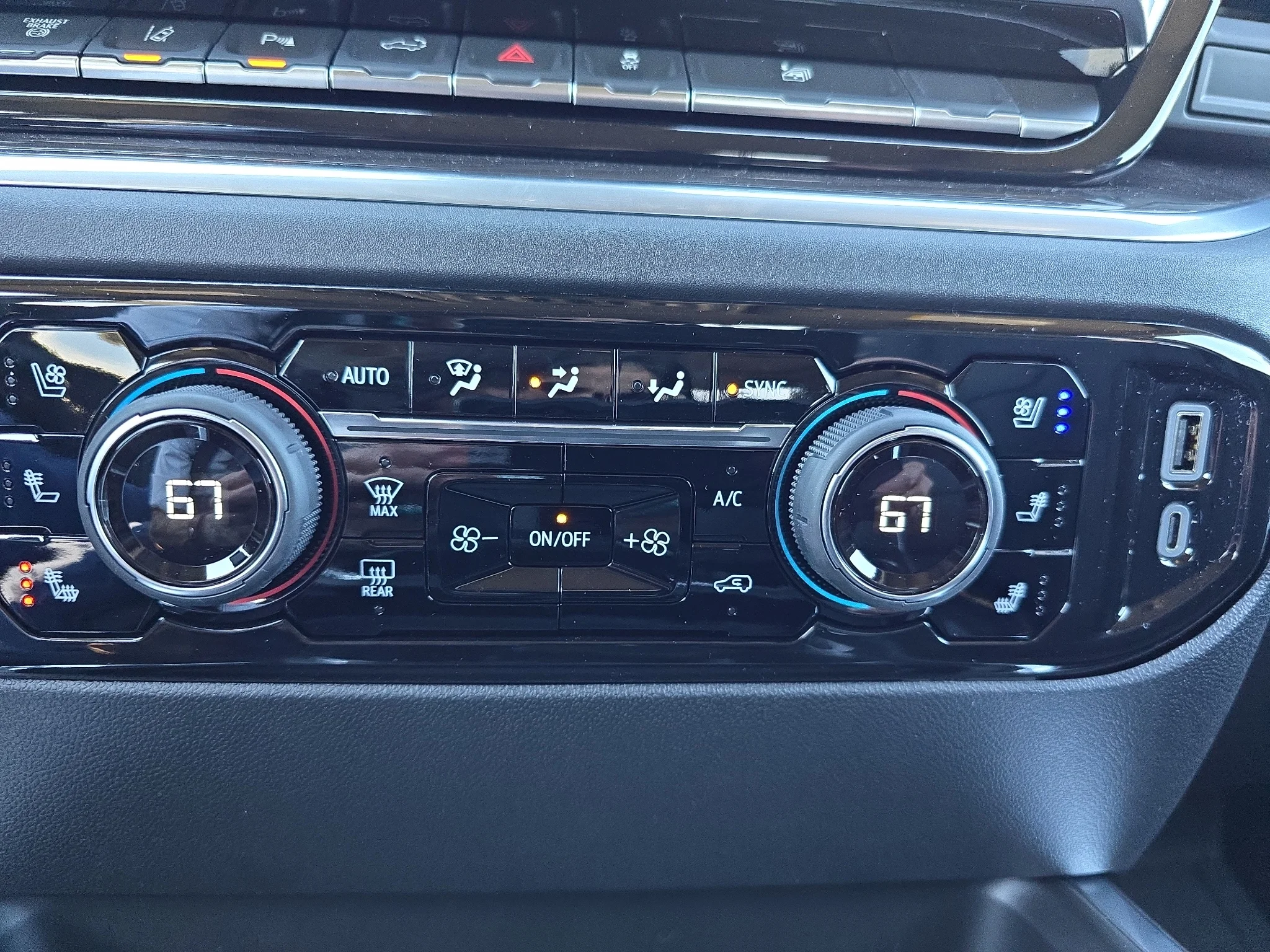 2026 Chevrolet Silverado 3500 HD LTZ - Photo 15
