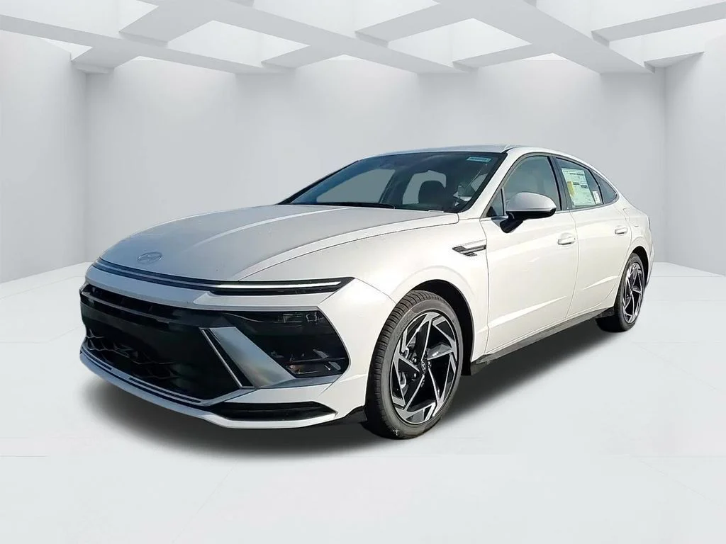 New 2026 White Hyundai SEL Sport image 1