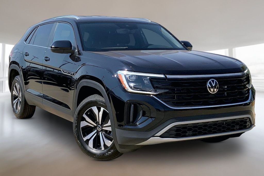 New 2026 Deep Black Pearl Volkswagen SE image 2