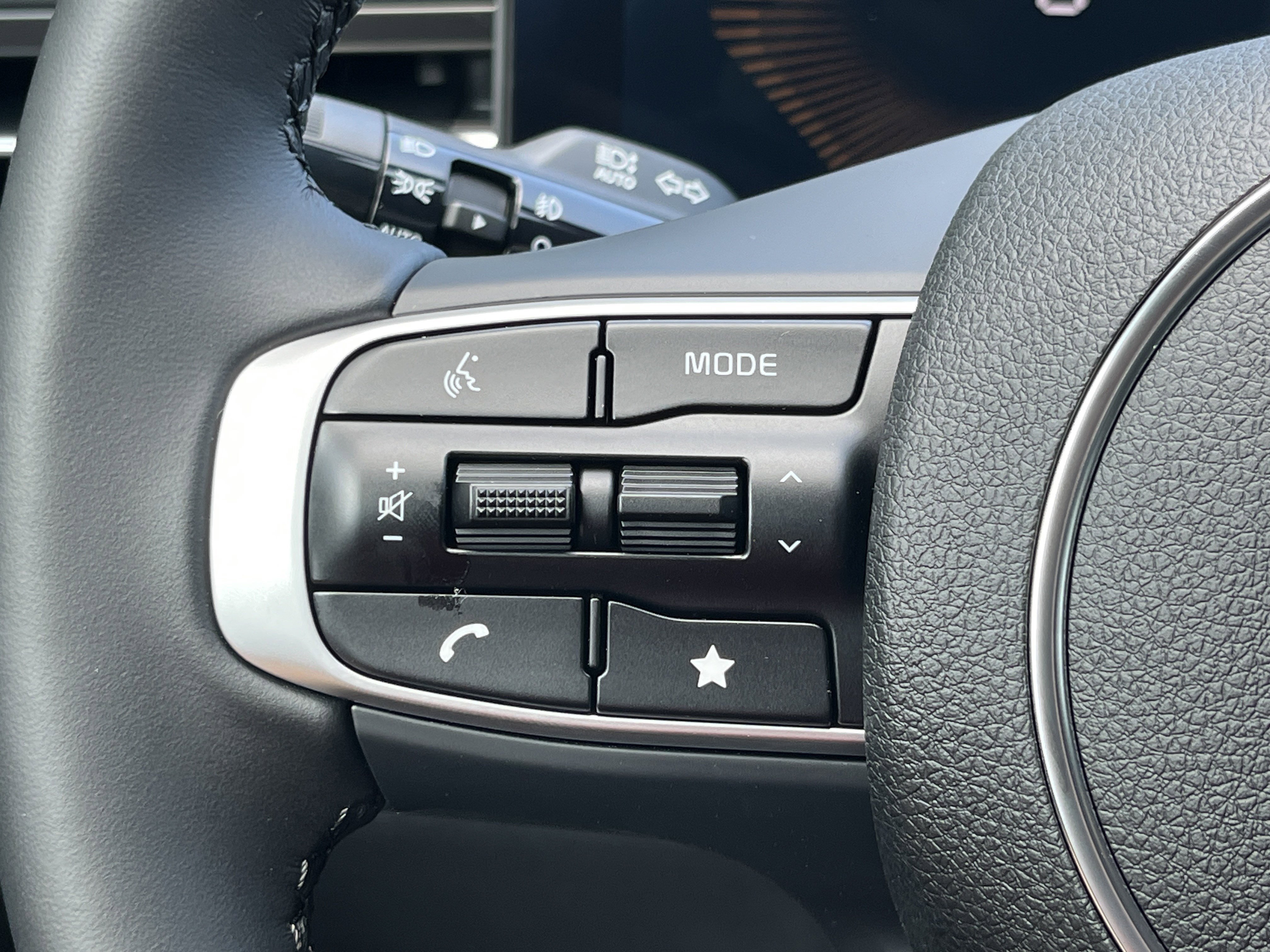 2026 Kia K5 GT-Line - Photo 16