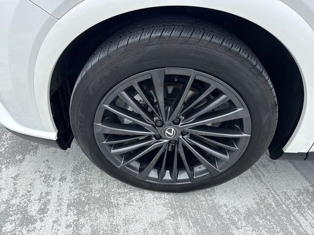 Used 2025 White Lexus 350 Premium image 10