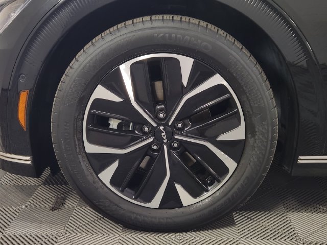 2024 Kia EV6 Wind - Photo 21