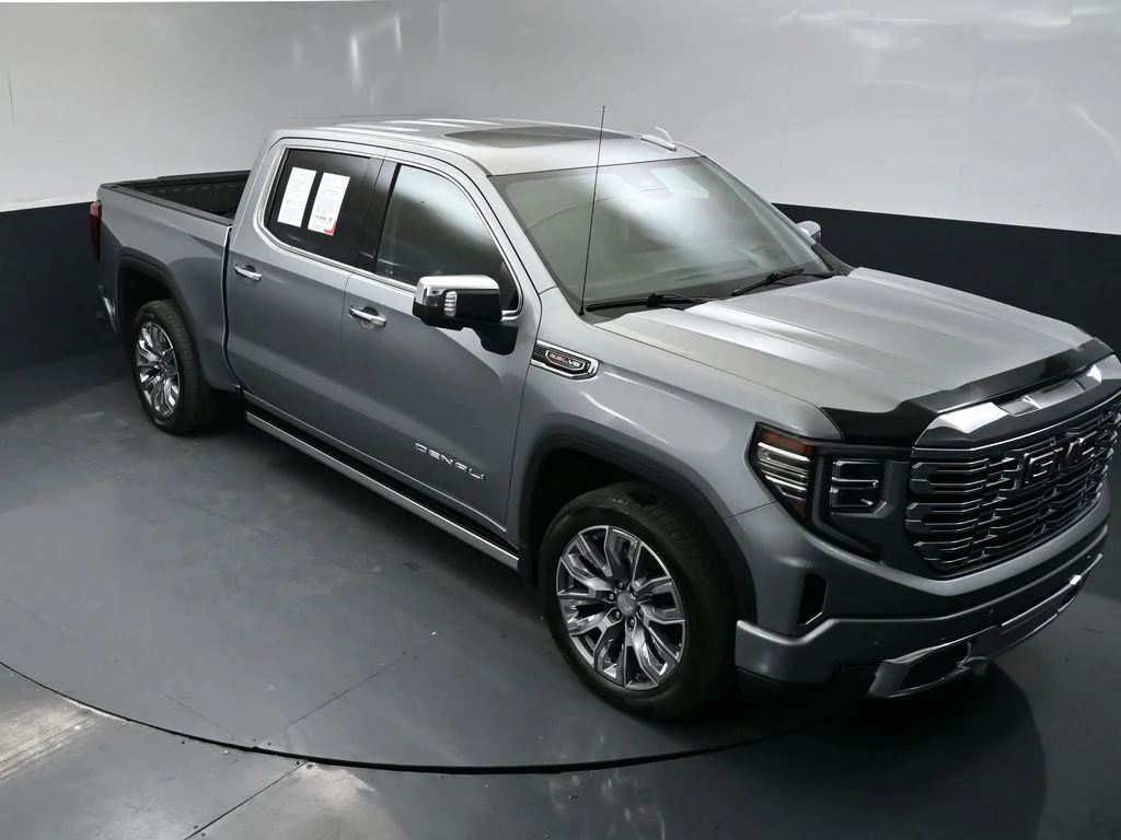 Used 2024 Silver GMC Denali image 36