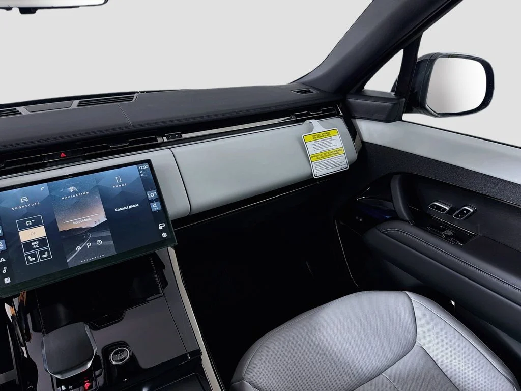 New 2027 Santorini Black Land Rover  image 25