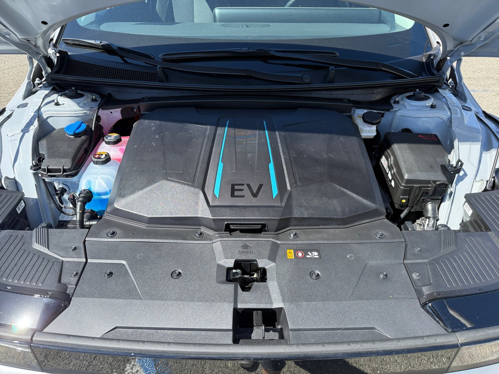 Used 2024 Cyber Gray Hyundai SEL image 20