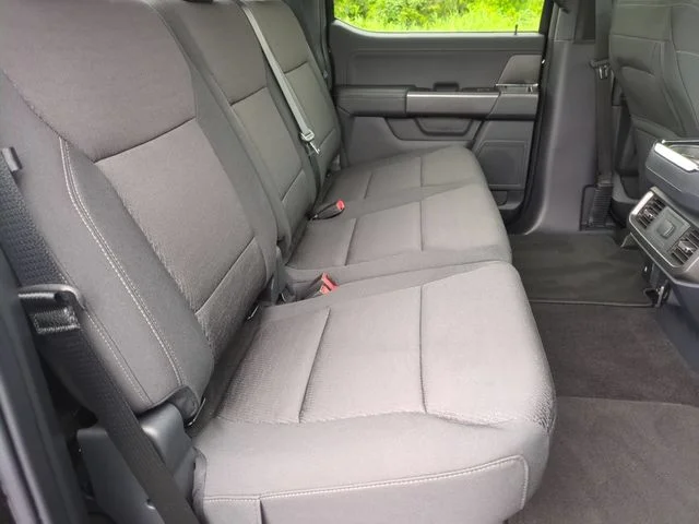 Used 2024 Black Ford XLT image 31