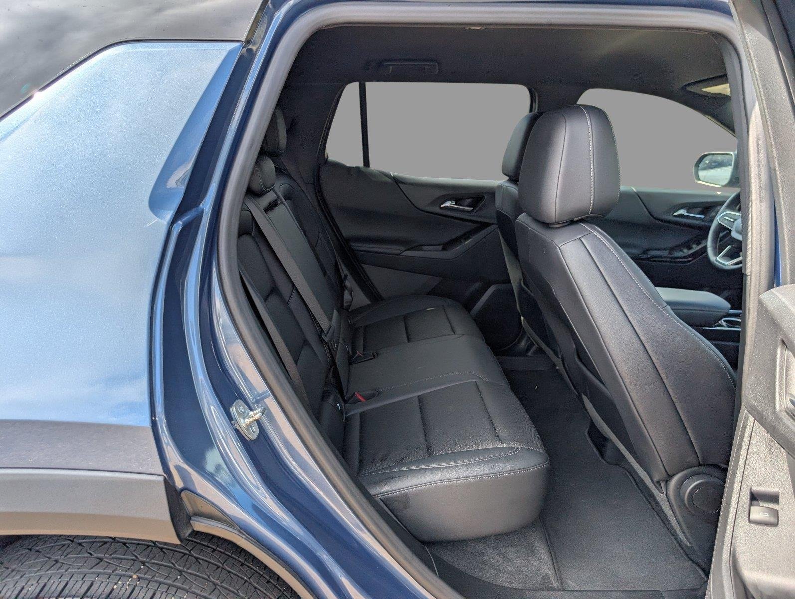 Used 2026 Lakeshore Blue Metallic Chevrolet LT image 20