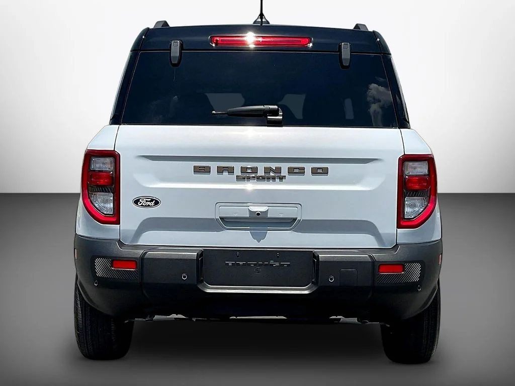 New 2026 Space White Metallic Ford Big Bend® image 4