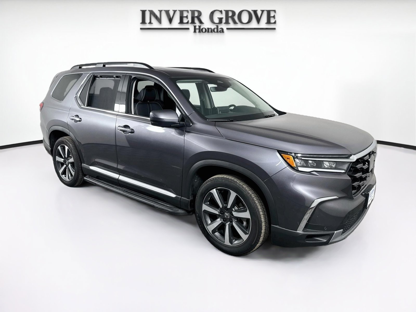 Certified Used 2025 Modern Steel Metallic Honda AWD Elite image 23