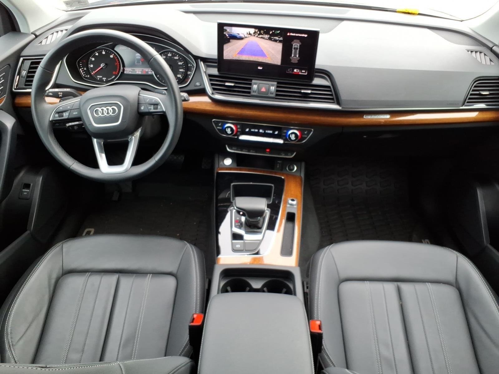 Used 2023 Daytona Gray Pearl Effect Audi S line Premium image 28
