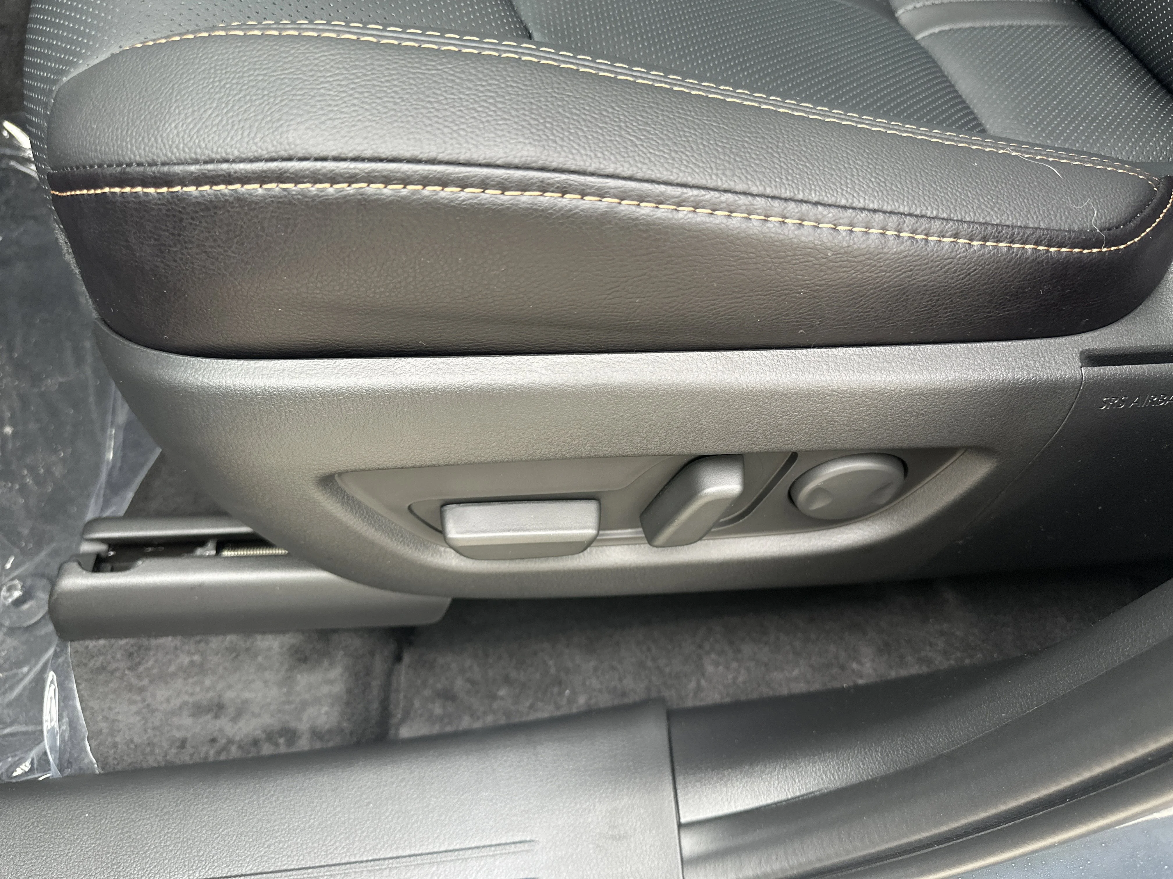 2026 Mazda CX-90 Premium Package - Photo 6