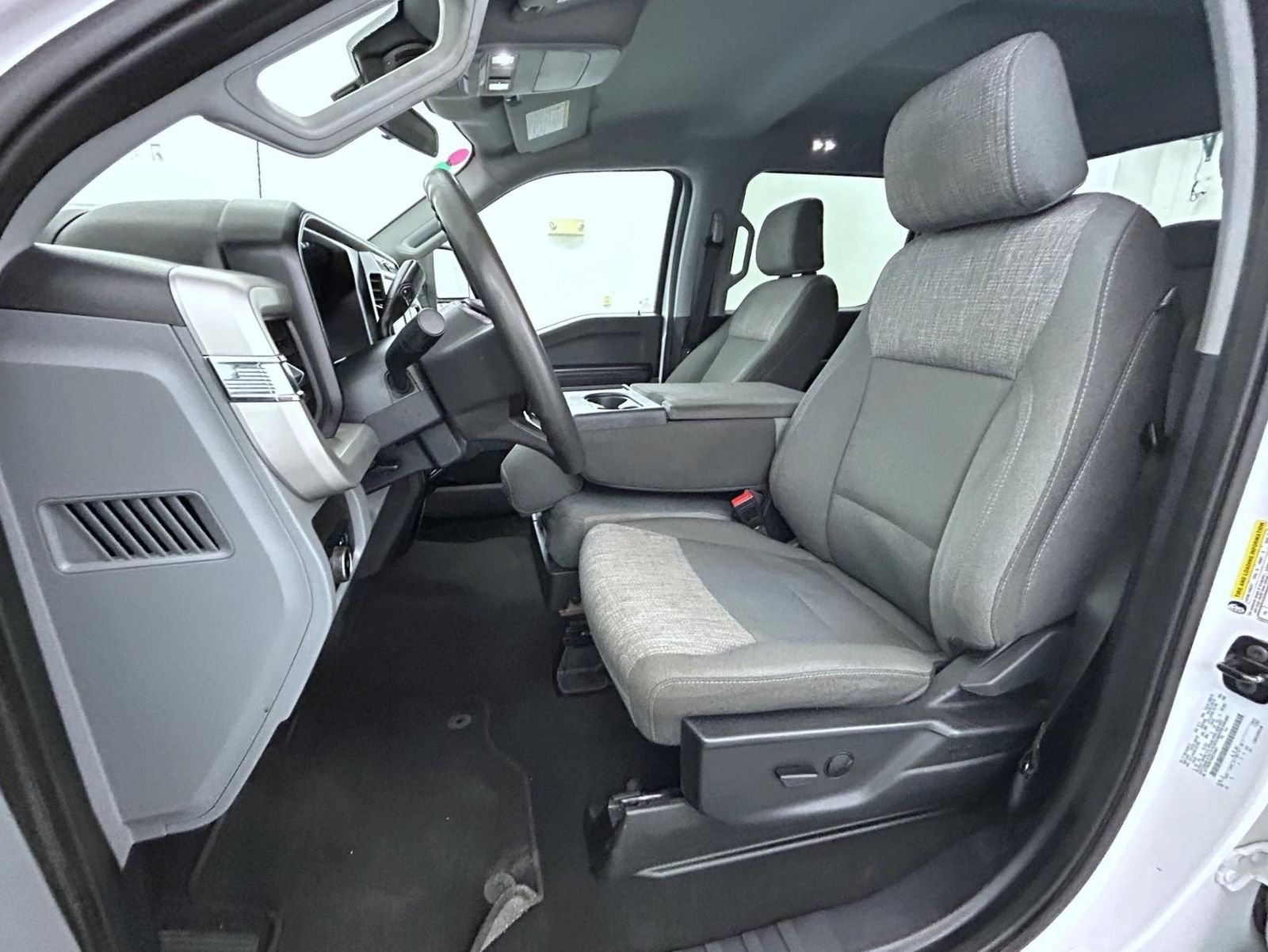 Used 2025 White Ford XLT image 10
