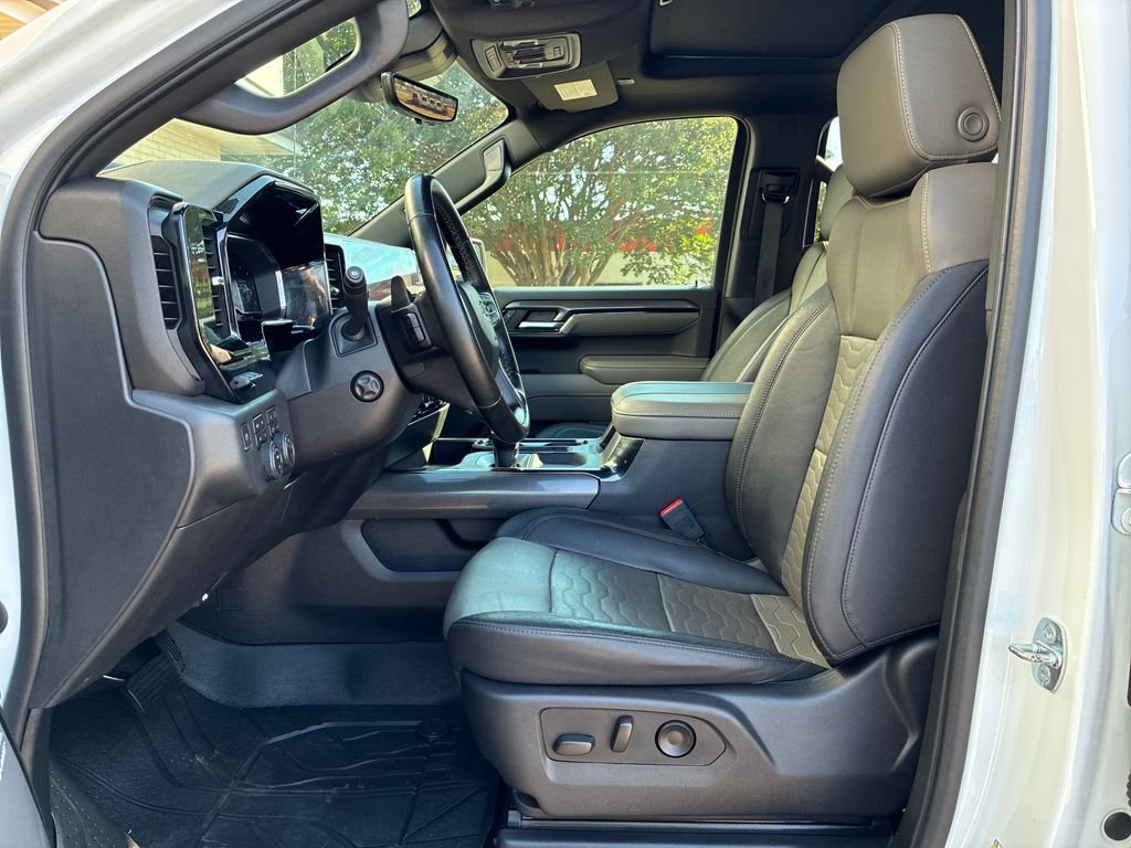 Used 2023 White Chevrolet ZR2 image 10
