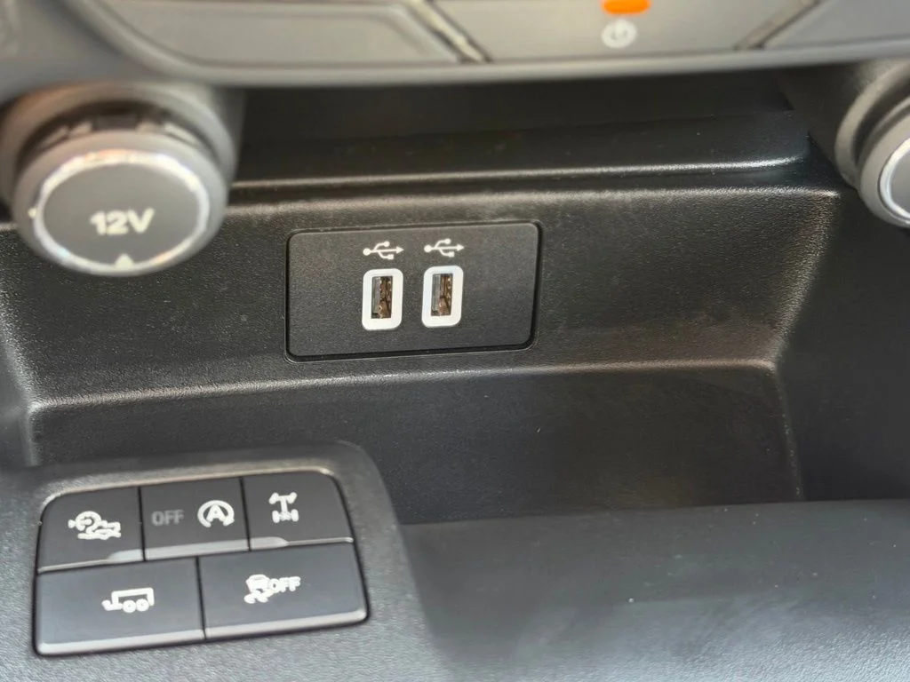 Used 2021 White Ford XL image 14