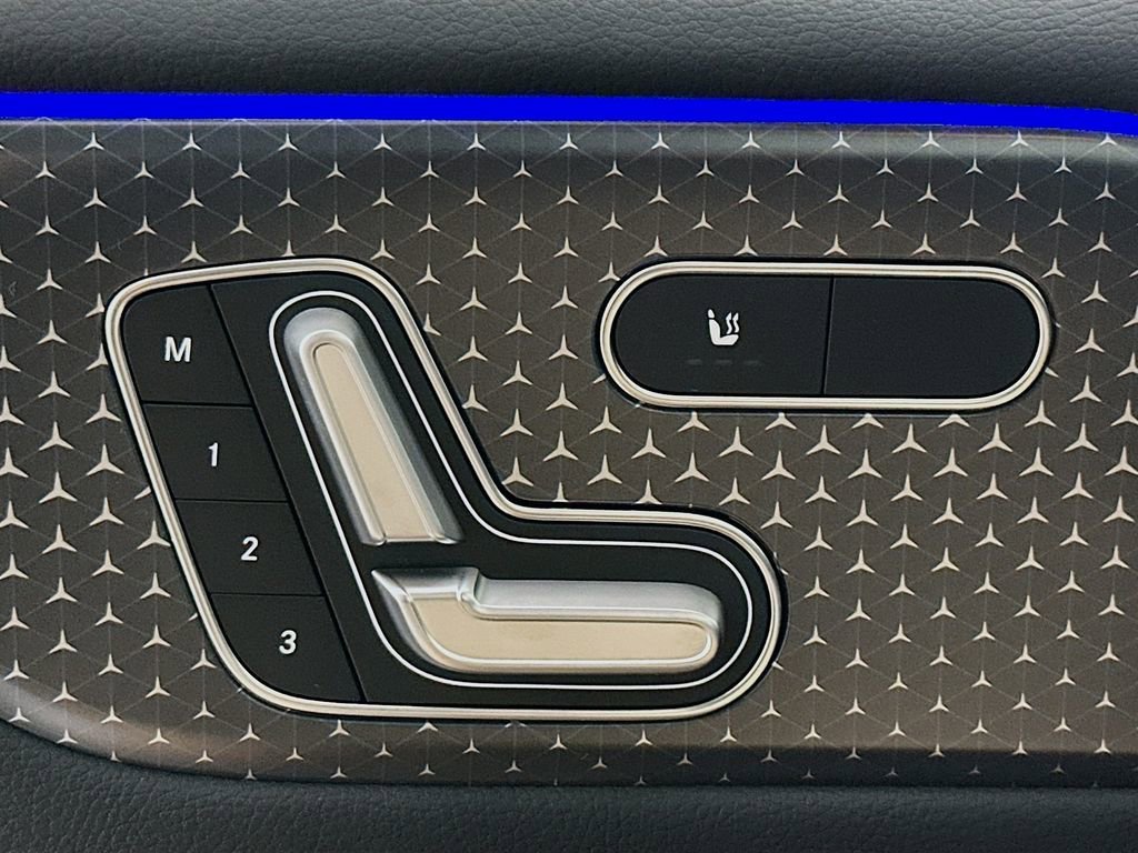 New 2026 Polar White Mercedes-Benz GLB 250 image 52