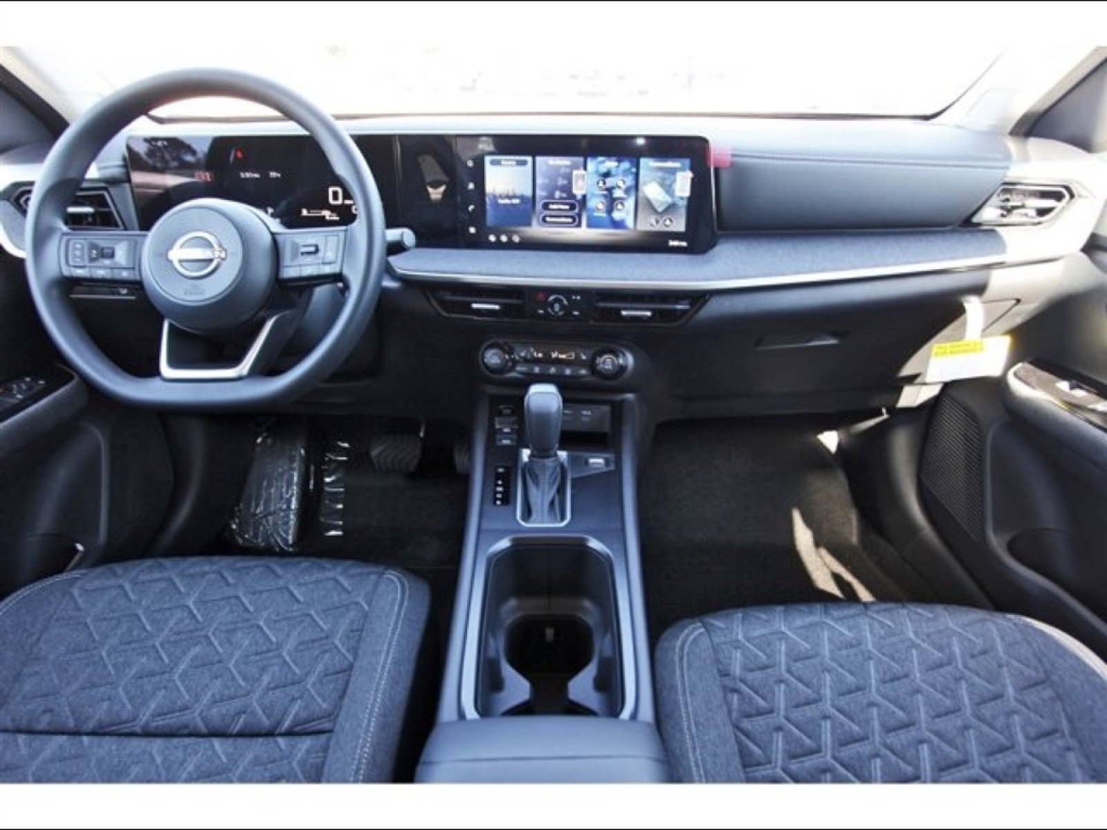 2026 Nissan Kicks SV - 6