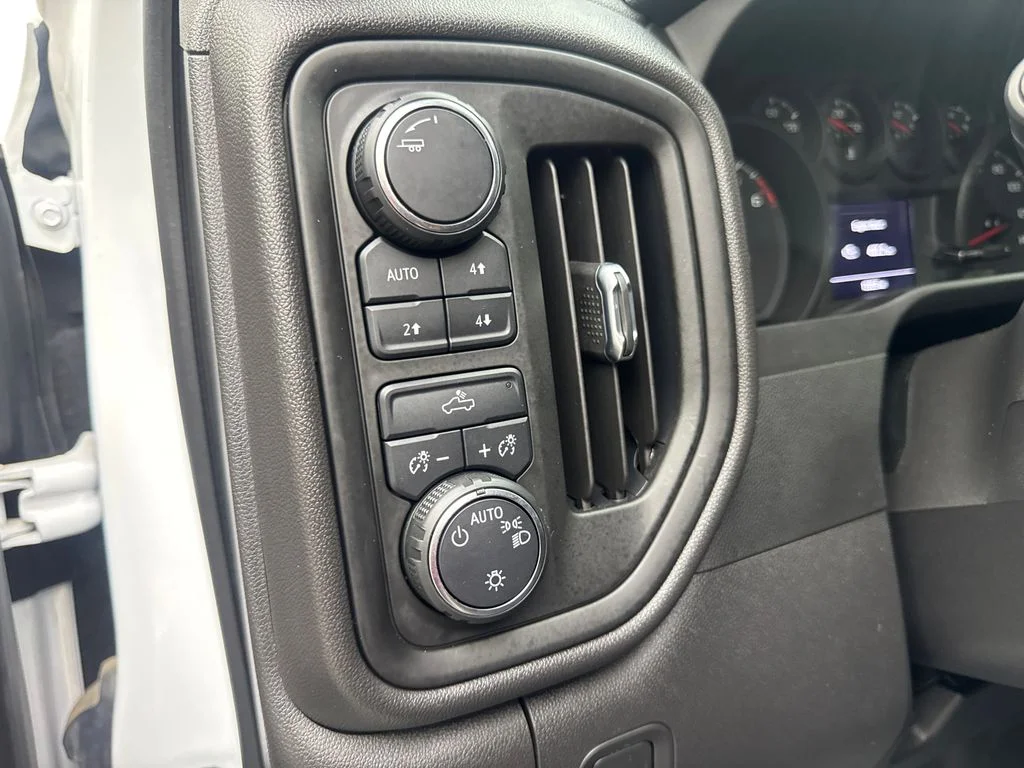 Used 2024 White Chevrolet Custom Trail Boss image 58