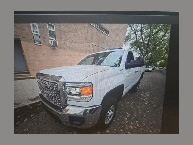 2018 GMC Sierra 4WD Regular Cab Long Box's photo