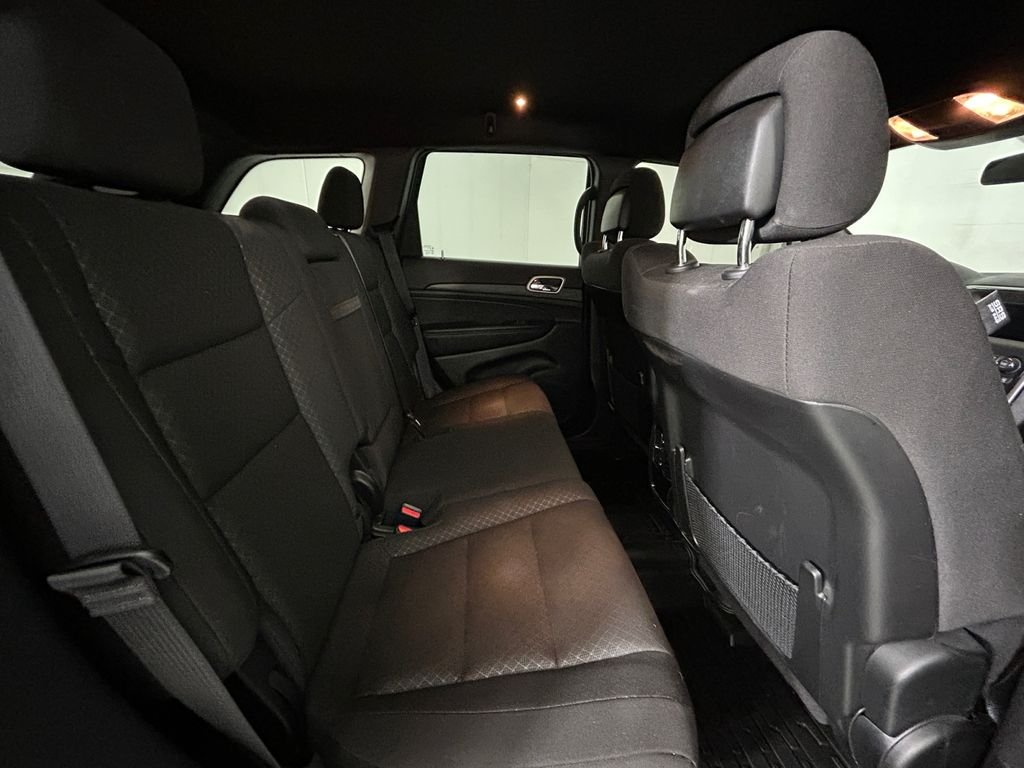 Used 2021 Silver Jeep Laredo E image 17