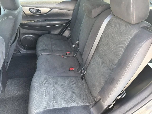 Used 2016 Gray Nissan SV image 35