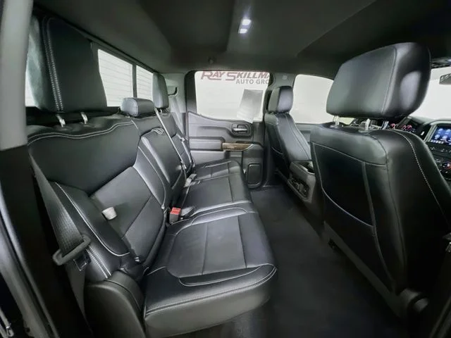Used 2020 Black Chevrolet RST image 41