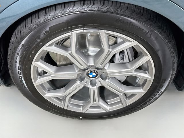 New 2027 Blue Ridge Mountain Metallic BMW xDrive40i image 33